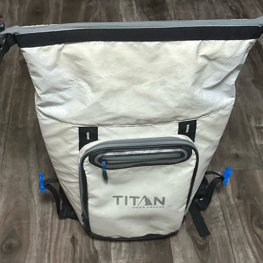 Titan DeepFreeze Roll Top Cooler White Unisex Backpack for Storage Camping Beach